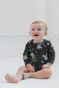 Disney Pixar Toy Story Alien Bullseye Rex Woody Jessie Buzz Lightyear Baby 4 Pack Bodysuits Newborn To Infant